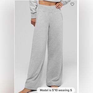 ALO Yoga serenity wide leg pant. Size M.  Athletic heather gray.